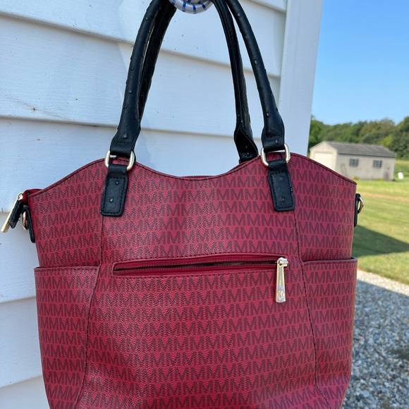 Miak Collection Elegant Black and Red Handbag - Picture 6 of 9